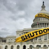 【10月15日の出来事】「利下げ観測×決算が下支え、政府閉鎖の影はなお濃く」